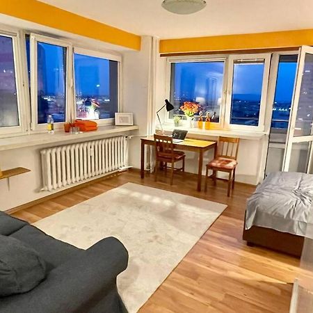 Orange Metro Fast Wifi 1Gbs Big Tv Hbo Appletv Appartement Warschau Buitenkant foto