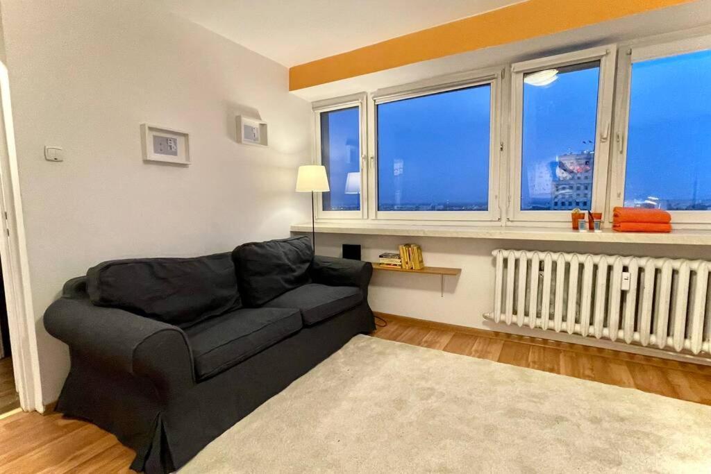 Orange Metro Fast Wifi 1Gbs Big Tv Hbo Appletv Appartement Warschau Buitenkant foto