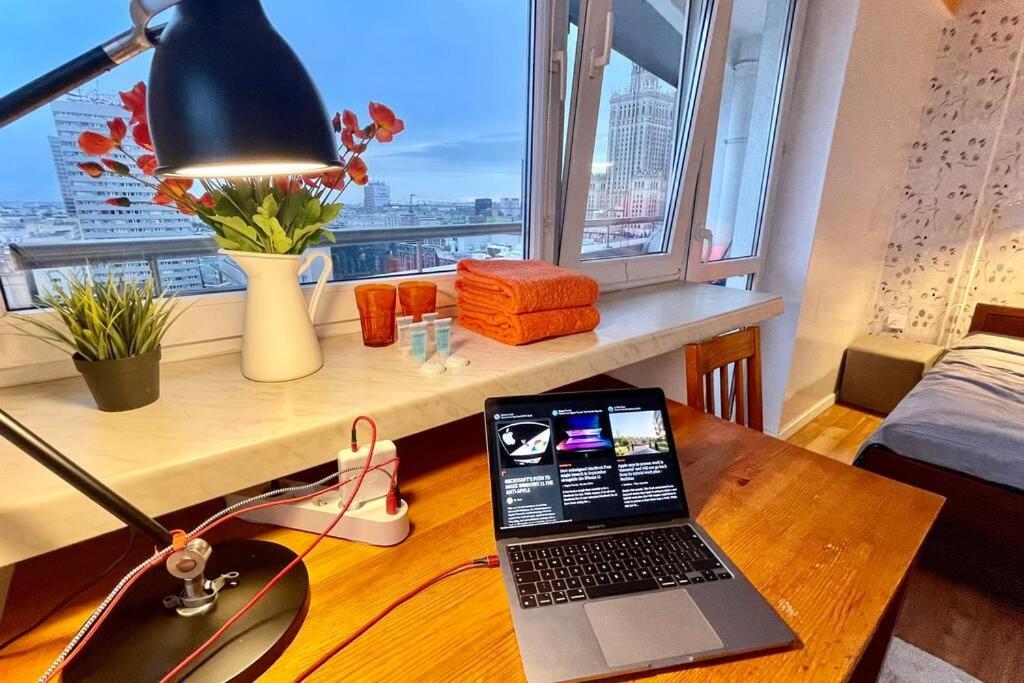 Orange Metro Fast Wifi 1Gbs Big Tv Hbo Appletv Appartement Warschau Buitenkant foto