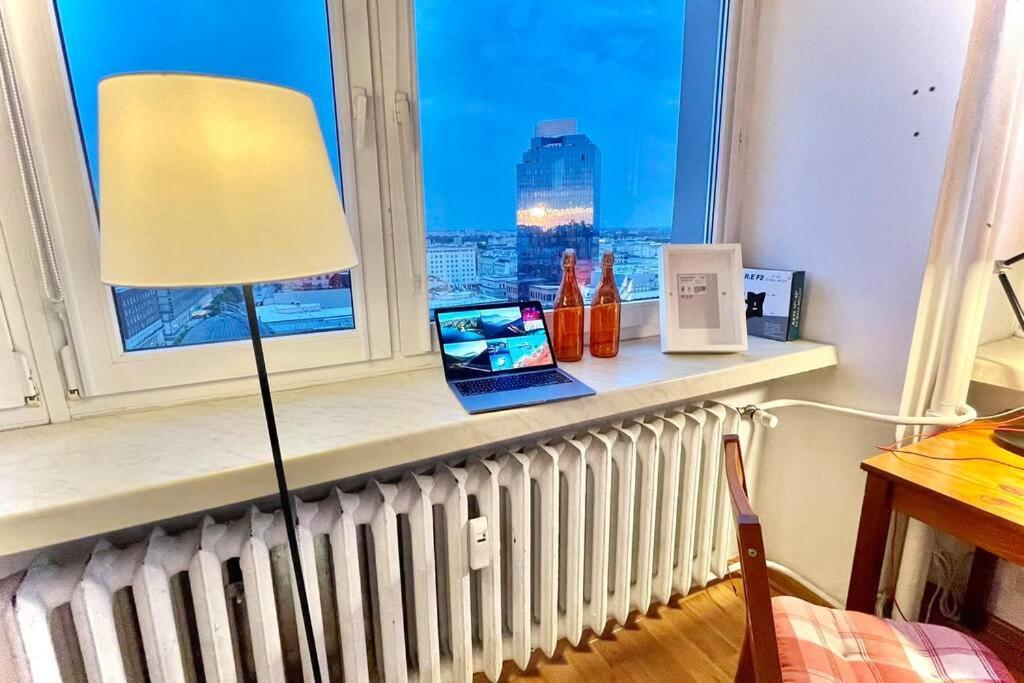 Orange Metro Fast Wifi 1Gbs Big Tv Hbo Appletv Appartement Warschau Buitenkant foto